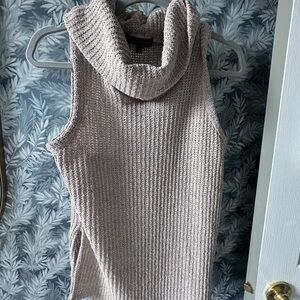Gibson Textured Cowl Neck Sweater in Light Gray